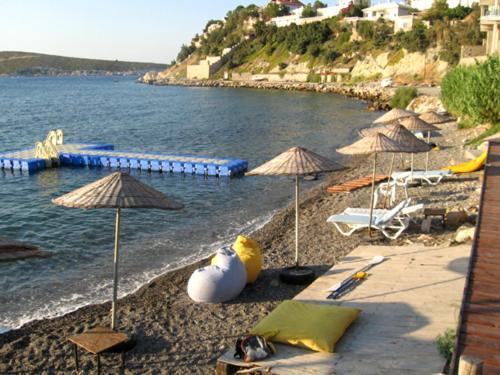 Number One Apart Hotel Karaburun  Exteriör bild